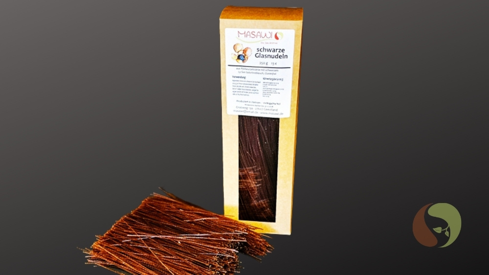 Glasnudeln aus Pfeilwurzelmehl mit schwarzem Knoblauch