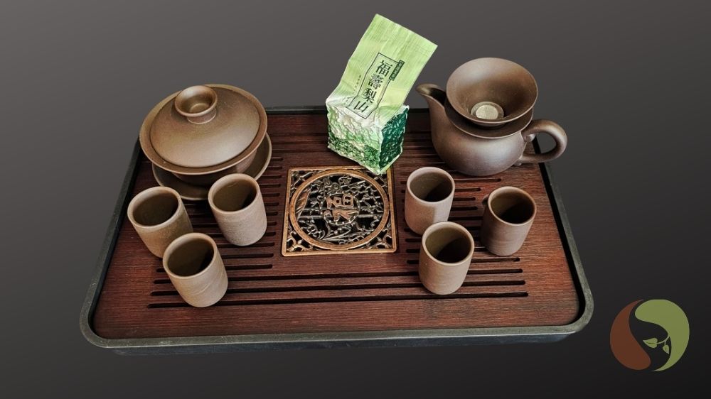 Masawi Gongfu-Cha Genuss-Set – Ton-Gaiwan mit Tablett & Li Shan Oolong
