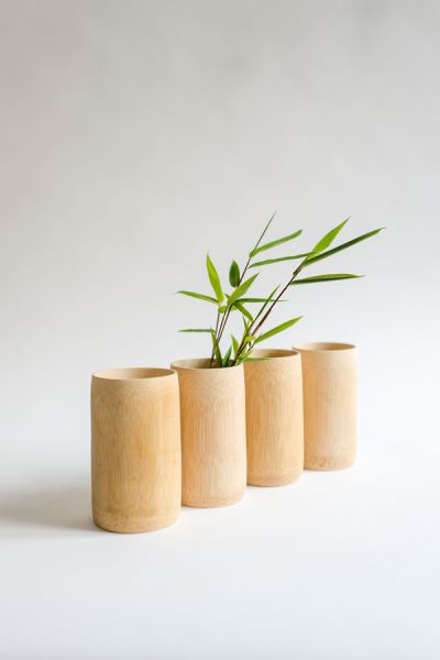 Bambusbecher, massiv , naturgewachsen, 11-12 cm x 6-6,5cm